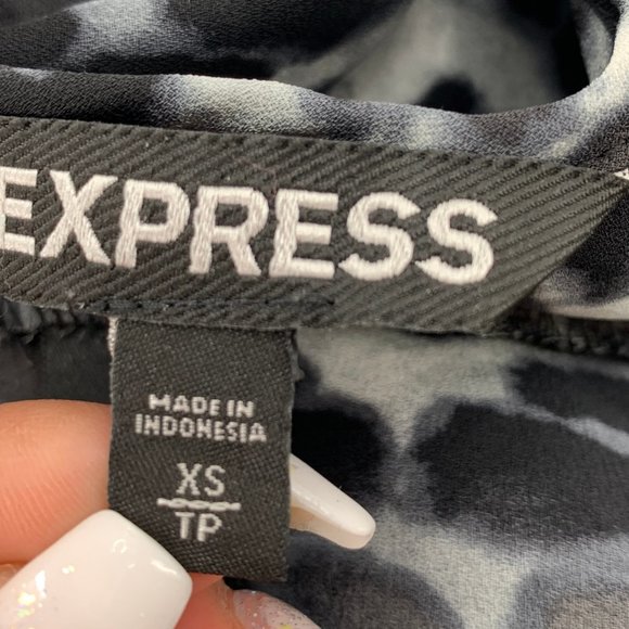 Express Snow Leopard Black Grey Tank Top Split Back XS Sheer Blouse Scoop Neck - Picture 7 of 11